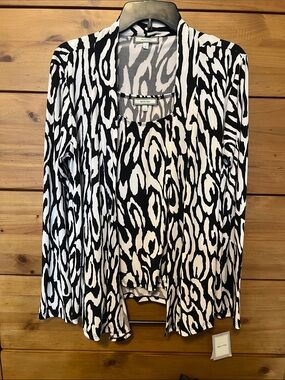 Laura Max Black and White Print Cardigan Set